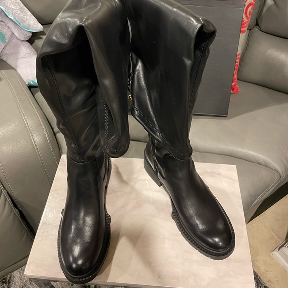 Coach Lizzie Boot - Picture 3 of 15